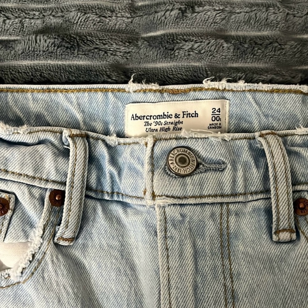 Abercrombie 90s jeans curve love